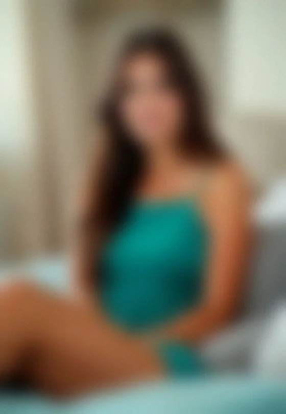 Claudia, 26
